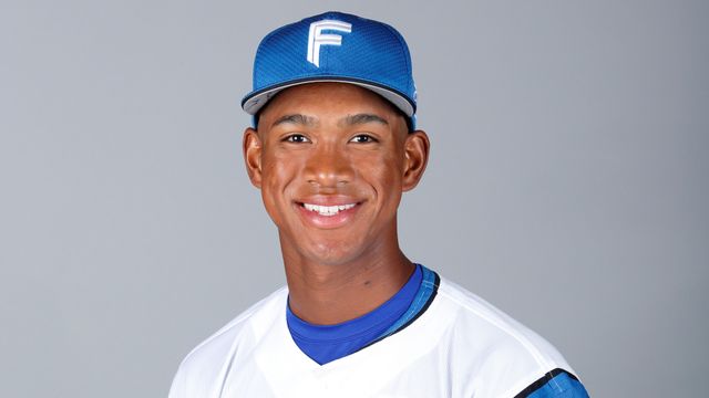 万波中正はどこのハーフ？両親の国籍は？姉はモデルで美形家族の噂も