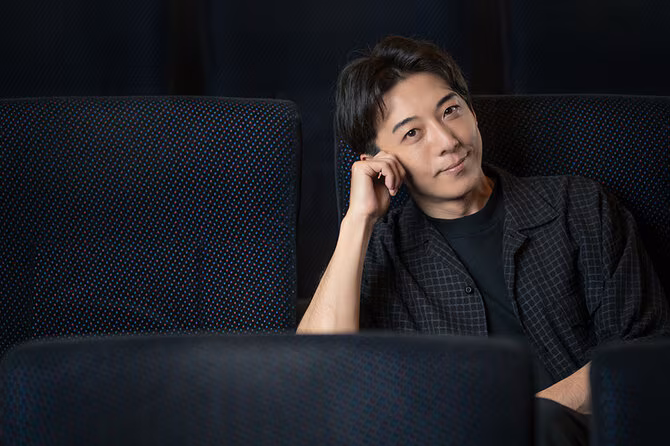 高橋一生の生い立ちが壮絶すぎた！？母との確執や妻との結婚の決め手も